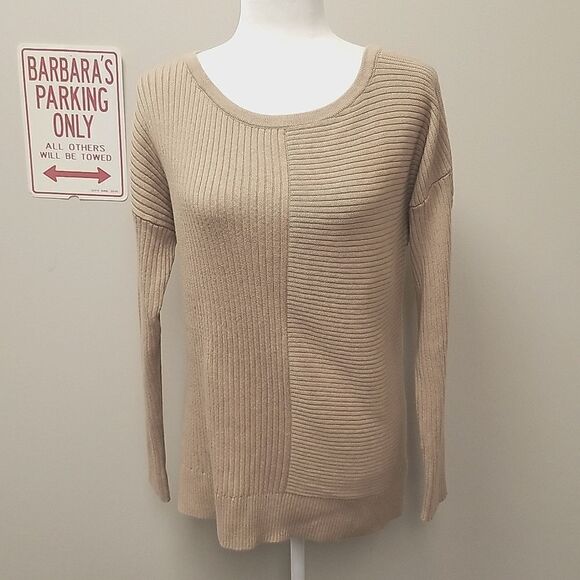 BANANA REPUBLIC CREW NECK SWEATER WITH RIBBED DETAIL BEIGE SZ SMALL - Picture 1 of 5